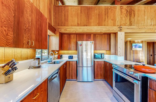 Sea Ranch House | Ocean view home with hot tub, pools, tennis & prime location at Shell Beach