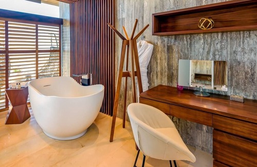 San Jose del Cabo Apartment | Ocean View Luxury Resort Apartment in Cabo