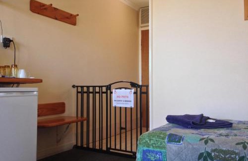 Bowen Hotel | Ocean View Motel Bowen