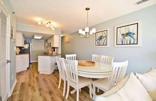 North Myrtle Beach Condo | Ocean View on Ocean Blvd w Pool and Grill