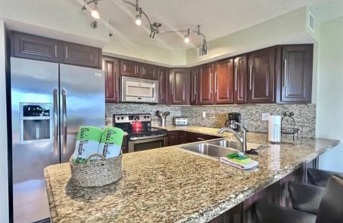 Tavernier House | Ocean View Overlooking Marina Ocean Pointe 5305