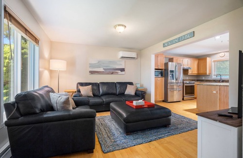Rye House | Ocean View Retreat | 3BR + Dog-Friendly