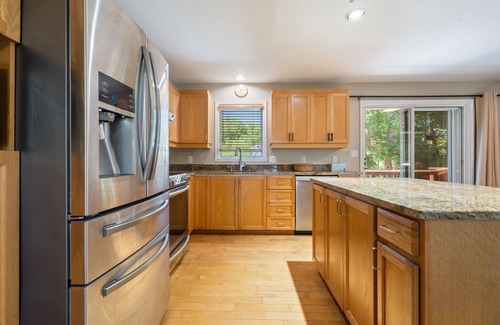 Rye House | Ocean View Retreat | 3BR + Dog-Friendly