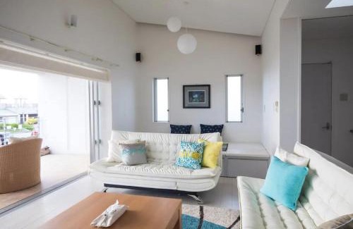 Okinawa House | Ocean view Shiozaki