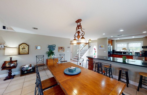 Cutthroat Harbor Estates House | Ocean-view snowbird retreat with private pool, rooftop, lanais, kayak & bikes