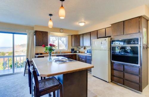 Roads End Apartment | Ocean View Terrace
