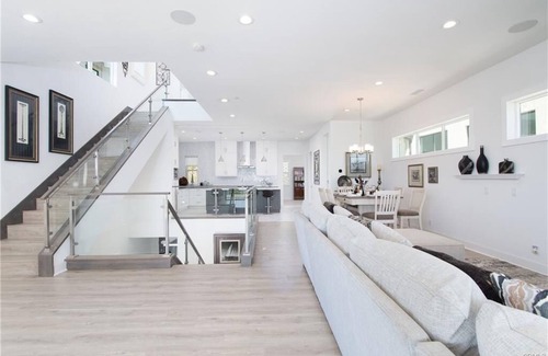 San Onofre House | OCEAN VIEW AND OCEAN CLOSE