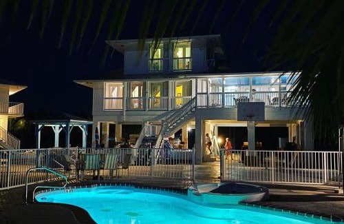 Cudjoe Key Villa | Ocean View with Pool, 4 bedroom Vila Near Key West