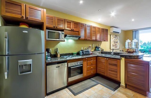 Costa Maya Condo | Ocean Views from Balcony, WiFi