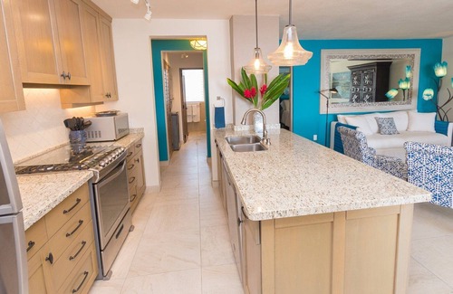 Manzanillo Condo | OCEAN VIEWS GALORE!