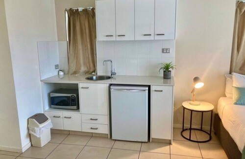 Caloundra Hotel | Ocean Views Resort