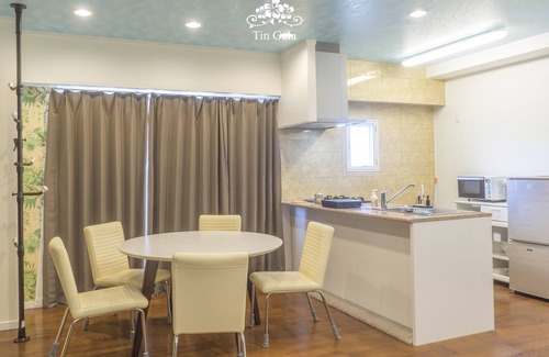 Onna House | Ocean Villa Tin Gala 201 ★Beachside ★Free Wi-Fi ★Free parking lot ★BBQ available
