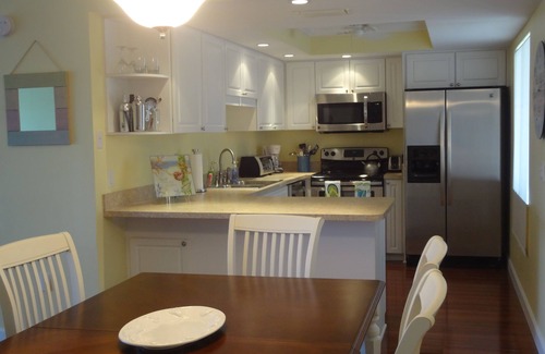 Fort Pierce Condo | Ocean Village, 2/2 totally renovated