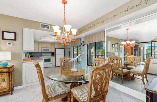 Fort Pierce Condo | Ocean Village - Beach Condo just a few steps away from the beach 🏖