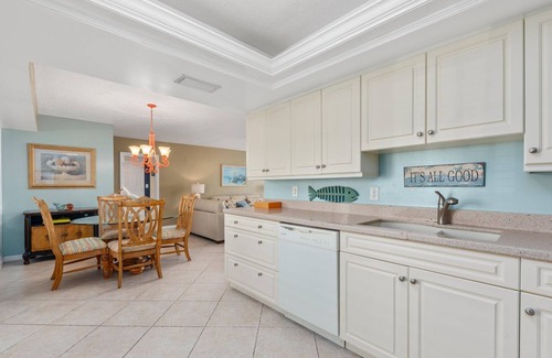 Fort Pierce Condo | Ocean Village - Beach Condo just a few steps away from the beach 🏖