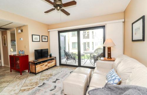 Butler Beach House | Ocean Village Club D16