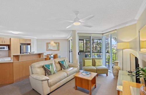 Alexandra Headland Apartment | Ocean Vista On Alex