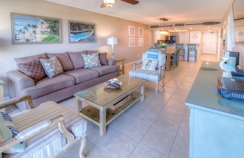 South Padre Island Condo | Ocean Vista Gem: Stunning Beachfront Condo with Breathtaking Views!🌅