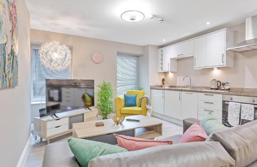 The Lanes Apartment | Ocean Walk 2 Bedroom Apartment Moments From the Seaside