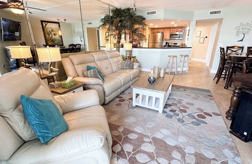 Ponce Inlet Condo | Ocean waves at your feet! Oceanfront - Ponce Inlet, FL