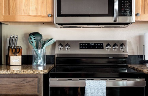 Holmes Beach Cottage | Ocean72, 2-bedroom cottage in Holmes Beach with Pool and Spa