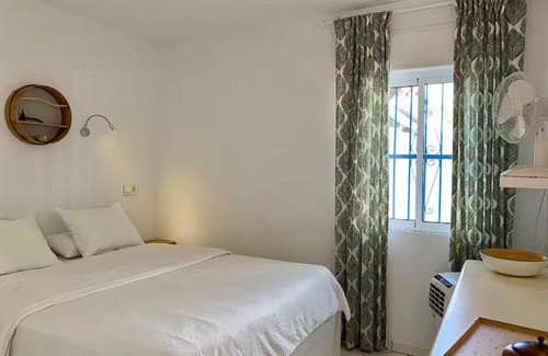 Rokers Point House | Oceanfront Beautiful Villa!