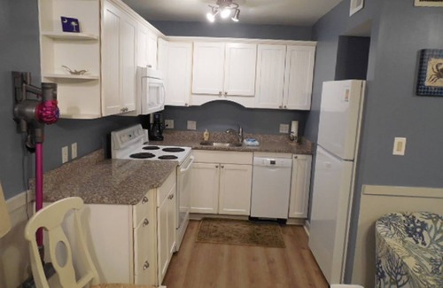 North Forest Beach Condo | Oceanfront 137 Breakers