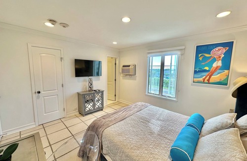 Town of Southampton Resort | Oceanfront 1-Bedroom Condo in Westhampton Beach