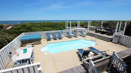 Pine Island House | OCEANFRONT, 11 BRs, Pool, ELEV, Pool table, Theater Rm, Close to Beach Access, PI21, Family Tides