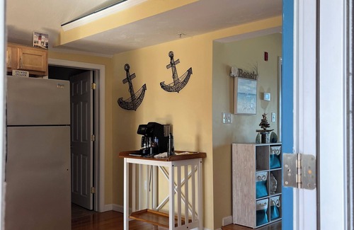 Salisbury Beach Condo | Oceanfront! 2 bed, 1 bath Condo with ocean and sunrise views- AC and WiFi