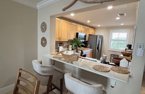 Fort Pierce Shores House | Oceanfront 2 bedroom Condo on Hutchinson Island