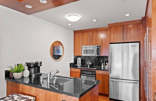 Monterey Condo | Oceanfront 2 bedroom Luxury Paradise! Ocean Harbor House. Steps to the beach!