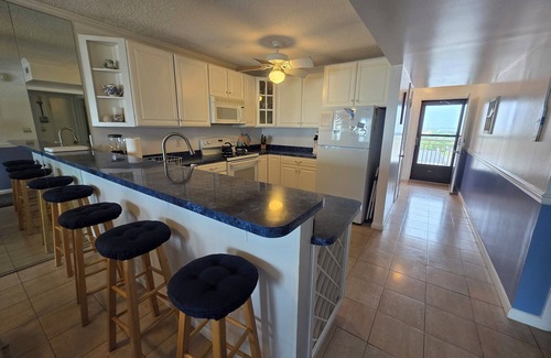 Midtown Ocean City Condo | OCEANFRONT! 29th St 2BR/2BA Condo, Steps To Boardwalk