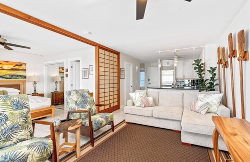 Kailua-Kona Condo | Oceanfront 2BD/2BA Condo with Private Lanai