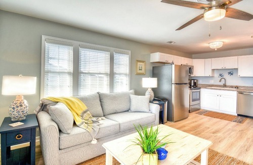 Garden City Condo | OCEANFRONT 2BR2BATH TOP FLOOR END UNIT CONDO OFFERING AMAZING VIEWS