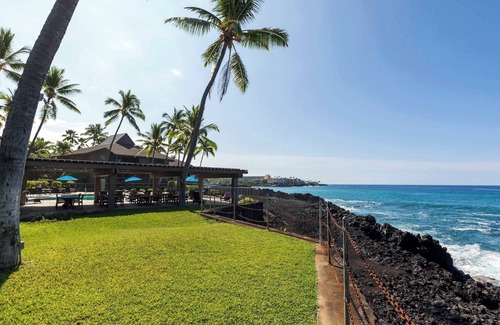 Keauhou Condo | Oceanfront at the Kanaloa w/A/c!