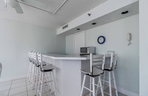 North Myrtle Beach Condo | Oceanfront Buena Vista 906 - Near Cherry Grove Pier