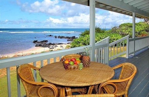 Anahola House | Oceanfront Beach House - Spectacular Views & Privacy