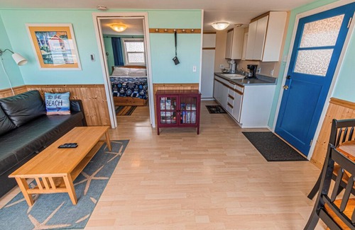 Rockaway Beach House | Oceanfront Beach Bungalow is the Perfect Getaway and Incredible Views