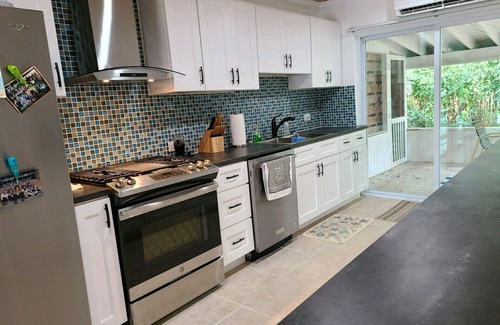 South Palmetto Point Resort | Oceanfront Trela Sands - First Floor Suite on Sandy Beach
