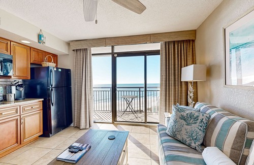 Windy Hill Condo | Oceanfront condo with outdoor pool, hot tub, private balcony & central AC