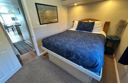 Smith River House | Oceanfront Cabin 6 W Jacuzzi &awe-inspiring View
