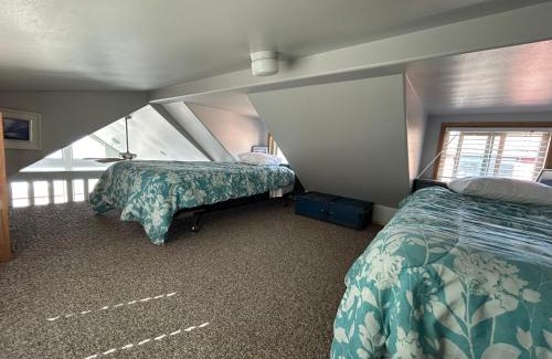Smith River House | Oceanfront Cabin 6 W Jacuzzi &awe-inspiring View