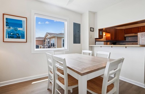 Kill Devil Hills Condo | Oceanfront condo in KDH w/panoramic views & a community pool!