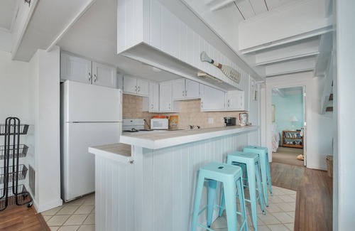 Duck Condo | Oceanfront Condo in Beautiful Duck.