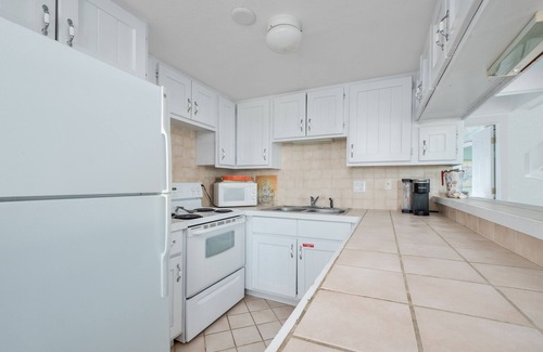 Duck Condo | Oceanfront Condo in Beautiful Duck.