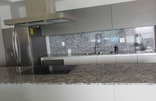 Ixtapa Condo | OCEANFRONT CONDO, RIGHT ON THE BEACH. SPECTACULAR VIEW