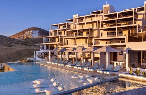 Cerritos Condo | Oceanfront Condo, Stunning Views, Luxury Amenities