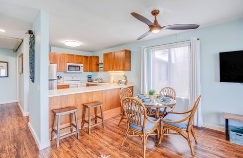 Kapaa Condo | Oceanfront condo with balcony, great view, pool, hot tub - 50 ft to beach