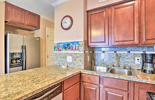 North Beach Condo | Oceanfront Corpus Christi Condo w/Pool!
